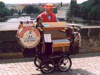Straatmuzikant op de Karelsbrug